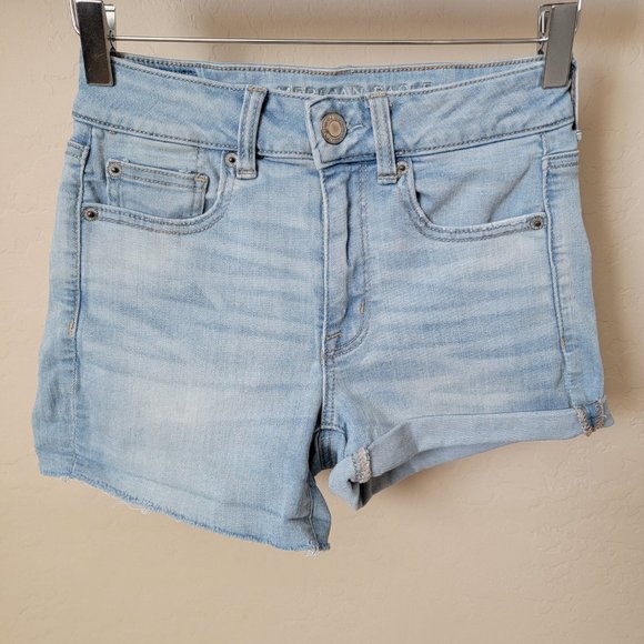 American Eagle Outfitters AEO Hi-Rise Shortie Rolled Cuff Light Wash Denim Short - Picture 3 of 16